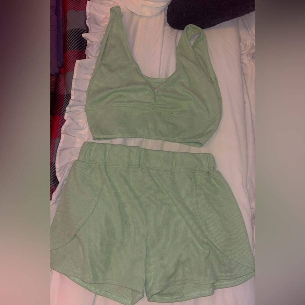 Women’s Light Green Two-Piece Set! COMPLETELY BRAND NEW! NEVER WORN!
